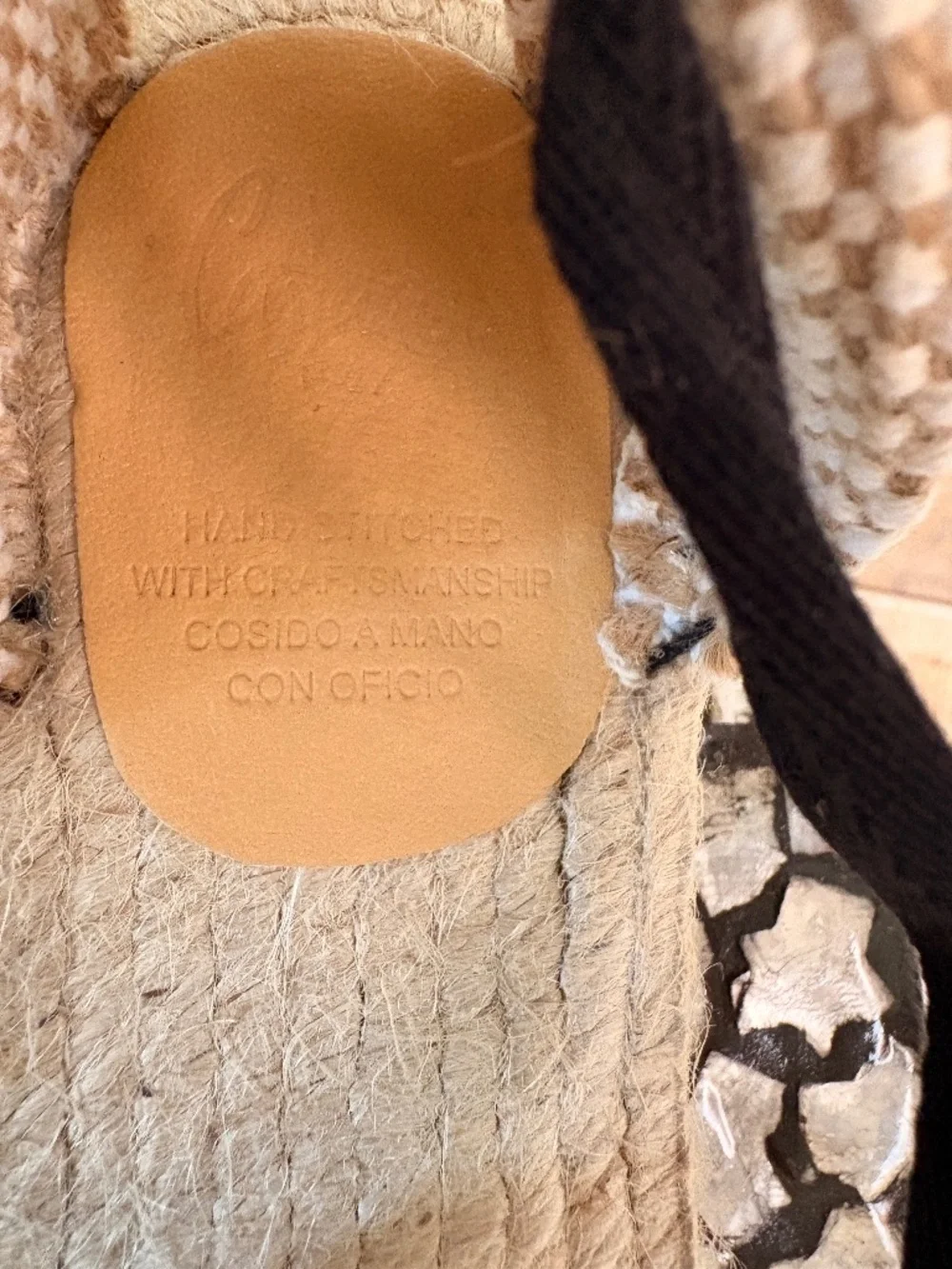 Castaner: Kiva espadrille flats in suede with ribbon closure Size 7 NIB